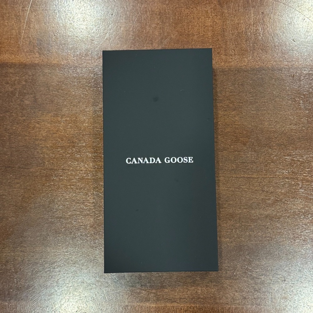 Canada Goose Red Leather Parka Luggage Tag Travel ID Holder w/ Box